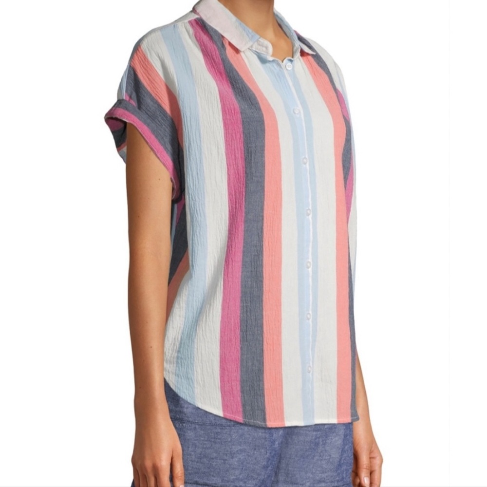 Time & Tru striped button down short sleeve top